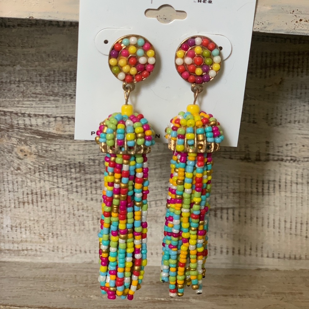 Multi color seed bead earrings.